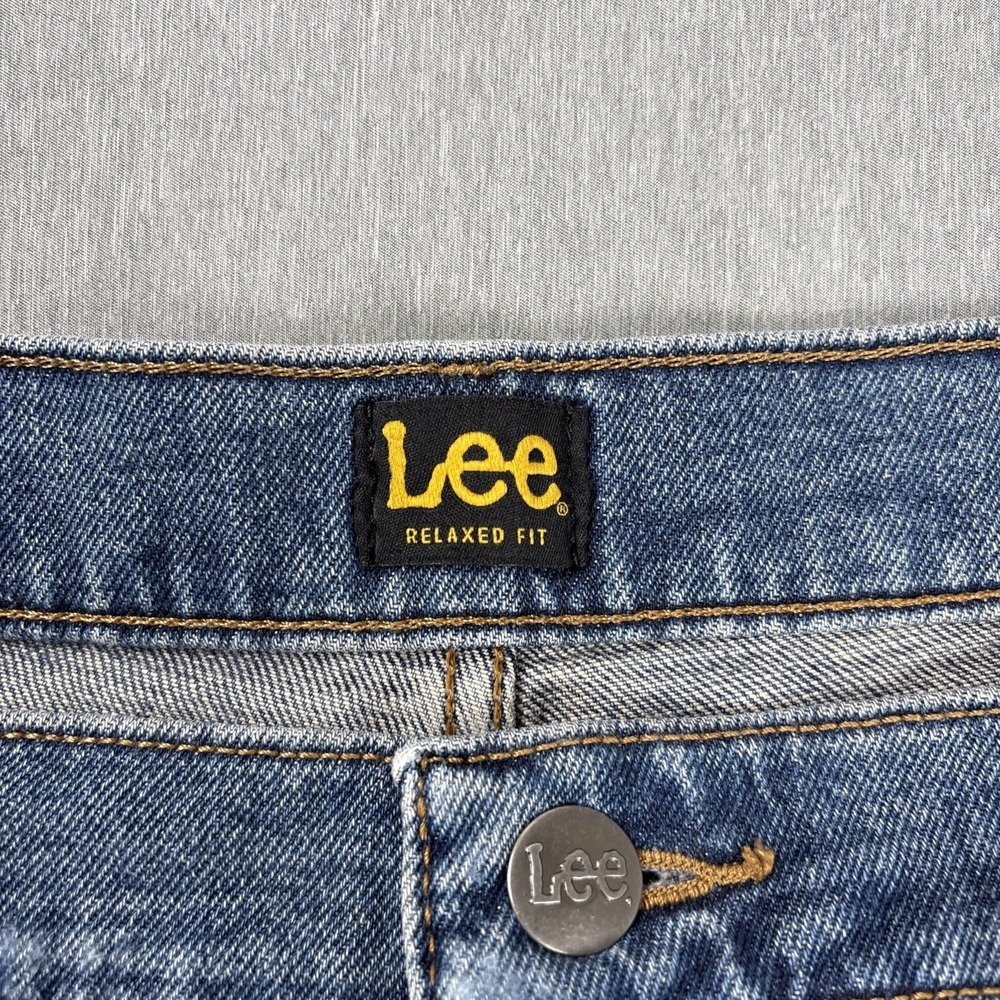 Lee Men Relaxed Fit Straight Leg Blue Denim Jeans Size 41x30.5 - Picture 9 of 12